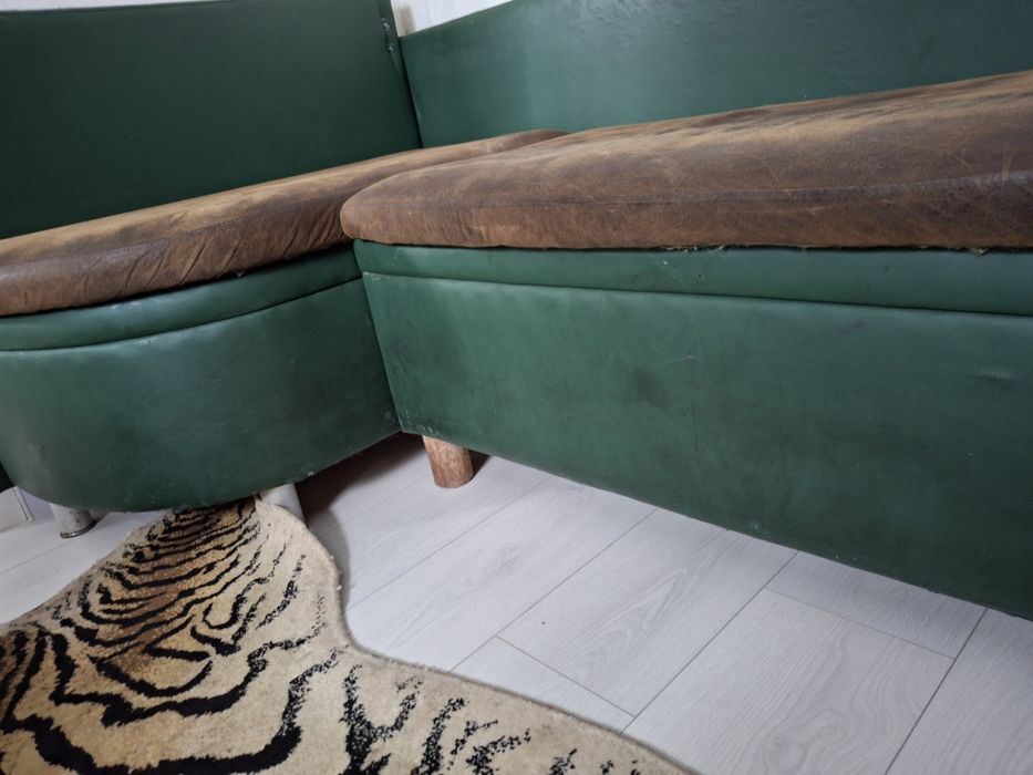 Уголок кухонний диванчик