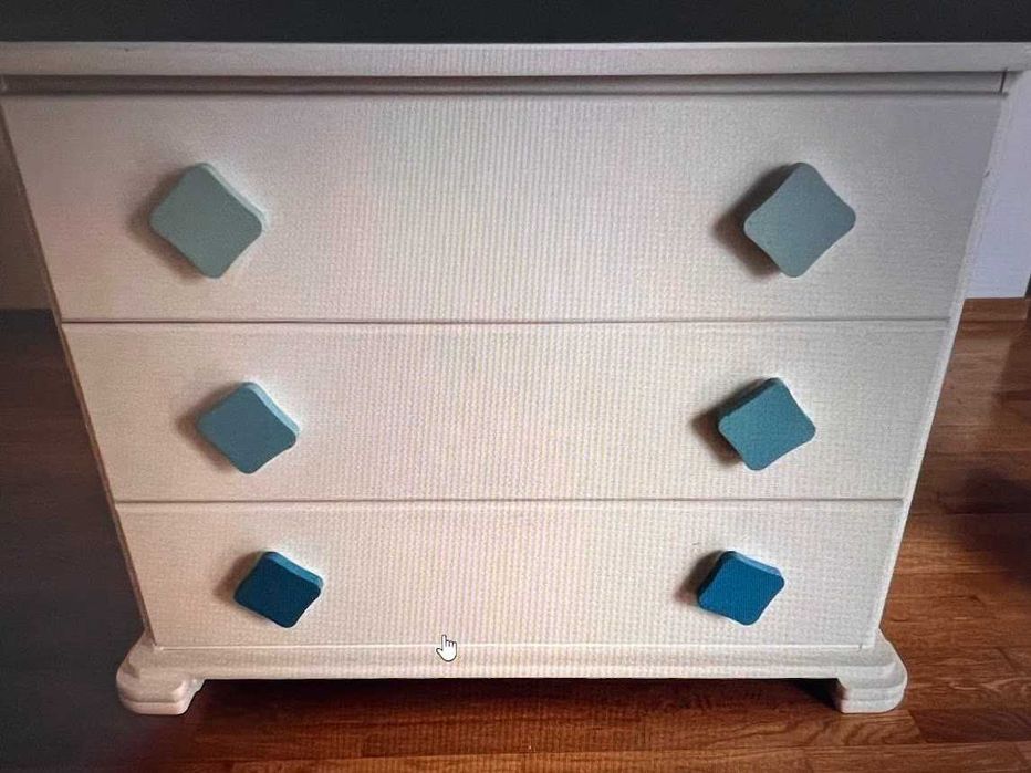 Bunk bed + dresser