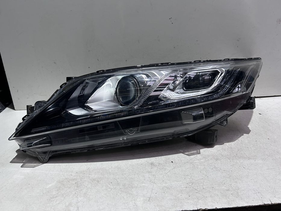 Reflektor lewy Mitsubishi Eclipse Cross