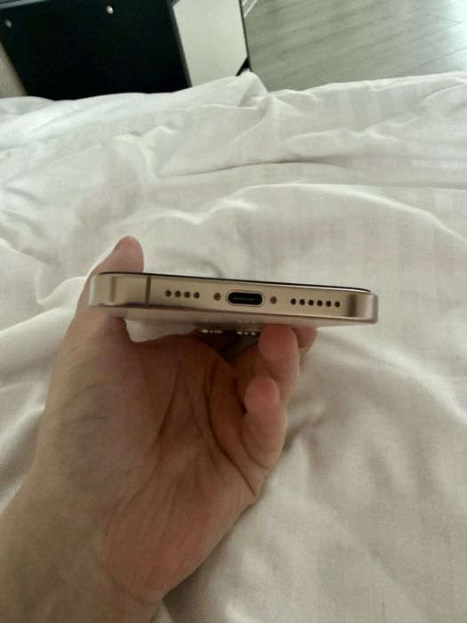 iPhone 16 pro max 256gb desert titanium ідеальний стан,