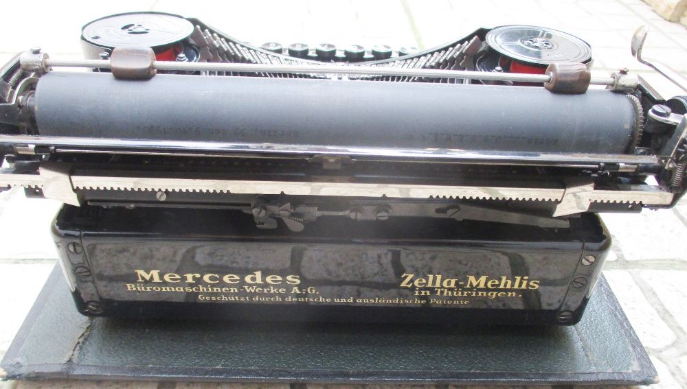 1936 – Mercedes - Maquina de escrever