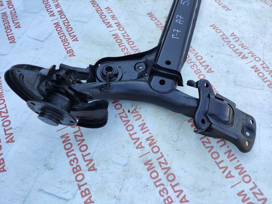 Volkswagen Golf VII 2013-2020 задня балка 5Q0501049T