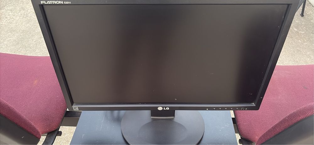 Monitor Lg Flatron E2211