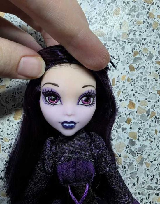 Кукла monster high Элизабет