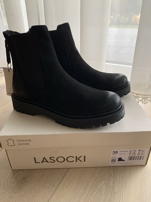 Botki zamszowe nowe Lasocki