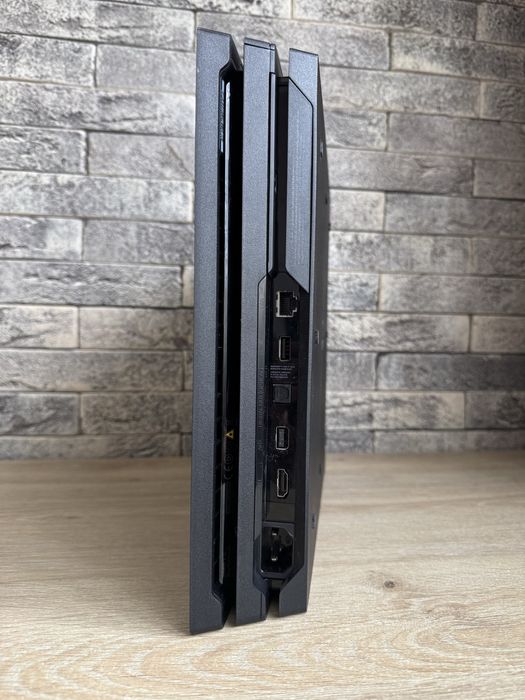 PlayStation 4 PRO 1TB