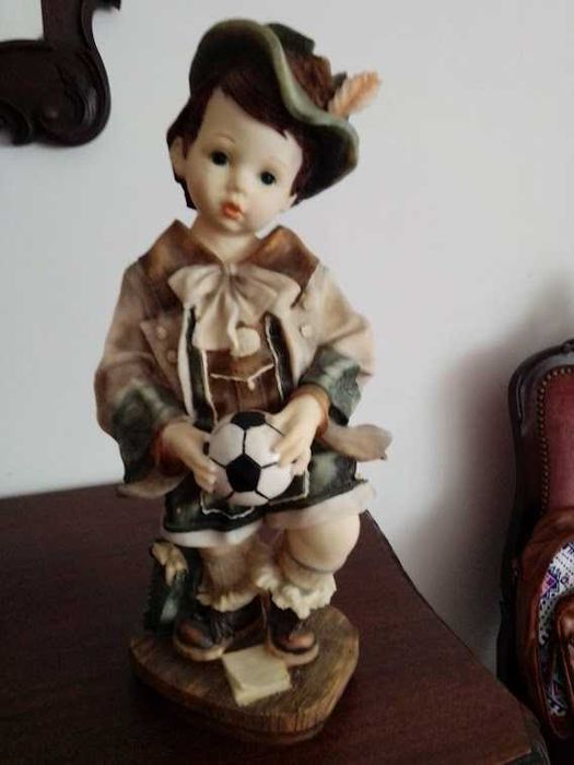 Bonecos em poliresina