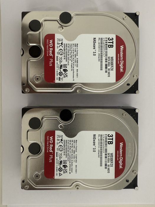 2 discos de 3TB WD RED plus NAS