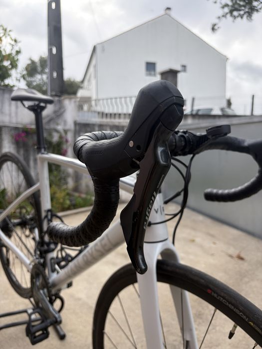 Van Rysel EDR AF Shimano Tiagra (2x10) - Travões disco hidráulico (sem pedais)