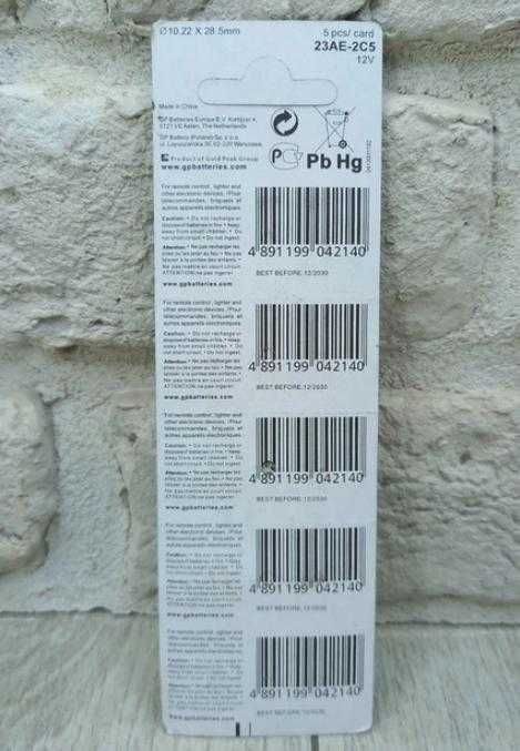 Флешка флеш карта для компьютера и телефона батарейки алкалиновые