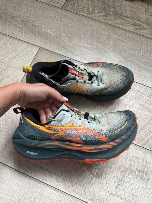 Asics Trabuco Max 4  ( 45 p ) 29.5 cm