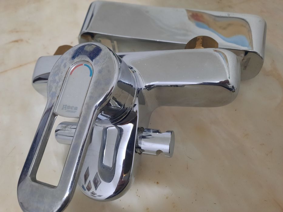 Torneira misturadora Roca de banheira