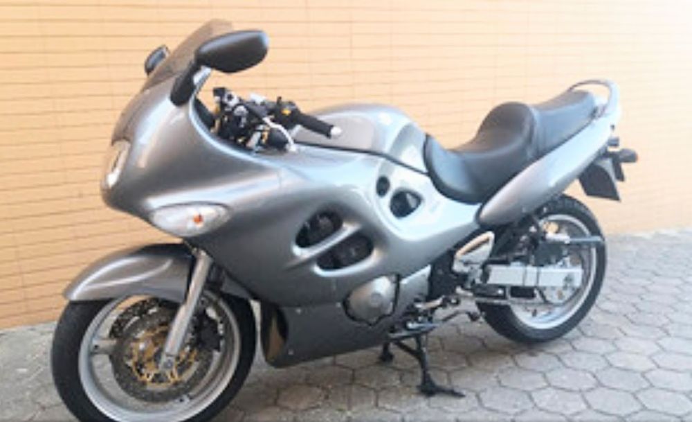 Suzuki   GSXF  600