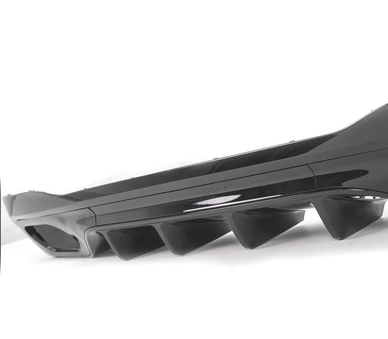 DIFUSOR MERCEDES W206 AMG 21- LOOK C43 + PONTEIRAS DE ESCAPE PRETAS