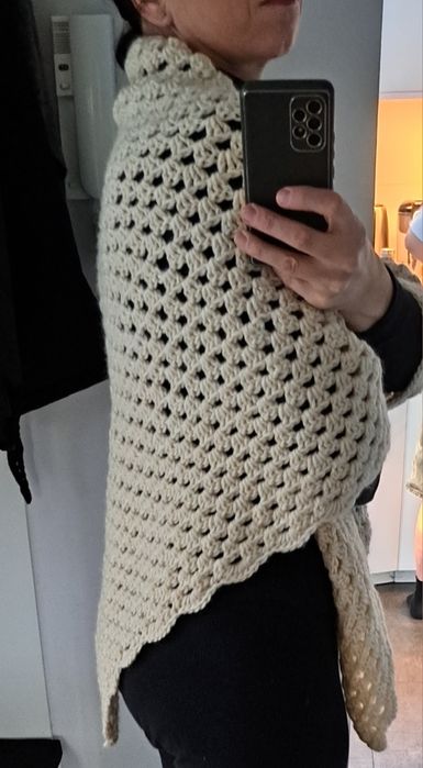 Wełniana chusta XXL, pled/ narzutka.