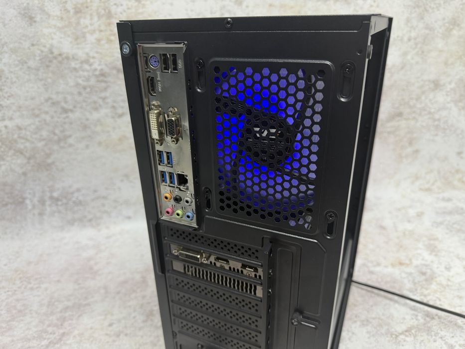 Gaming PC / i7-4790 4.0 GHz / 16GB RAM / GTX 1650 SUPER 4GB / SSD 480GB / W11