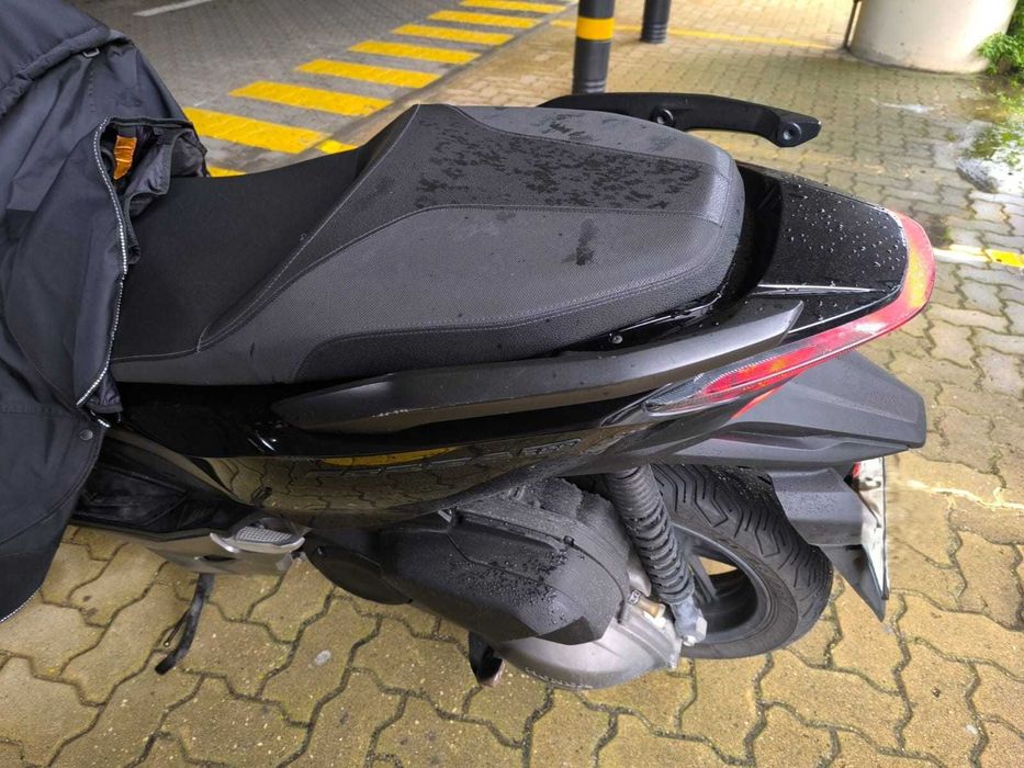 Honda Forza 300 (25CV)