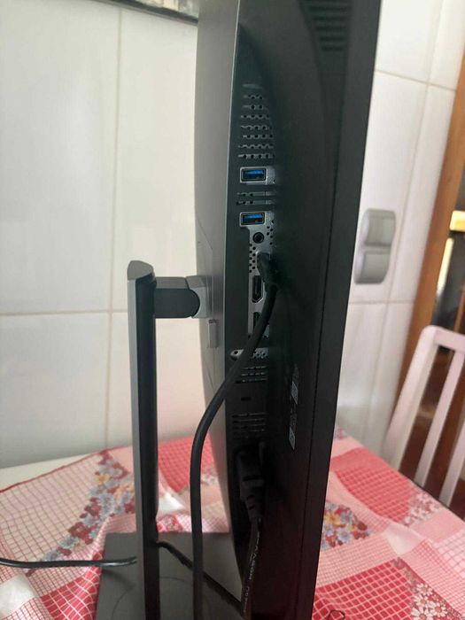 Monitor Dell U2720Q 27" 4K UHD IPS USB-C