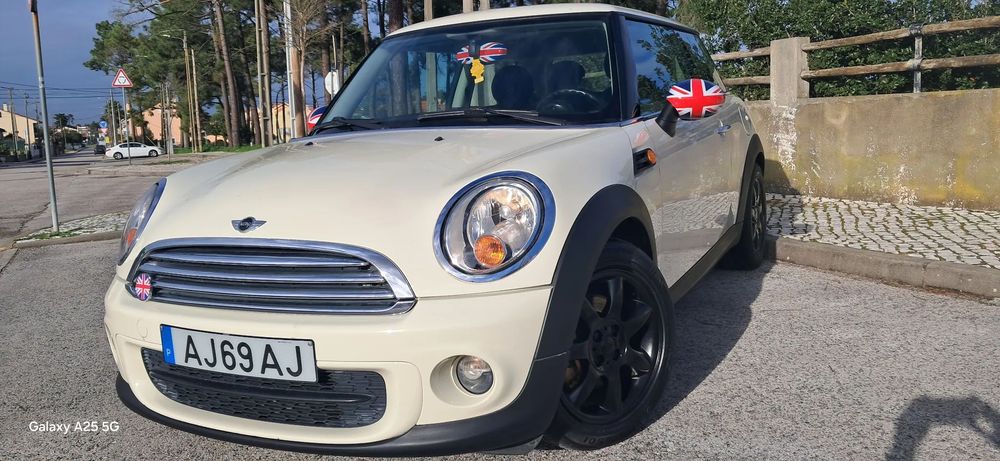 MINI 3 Portas One D