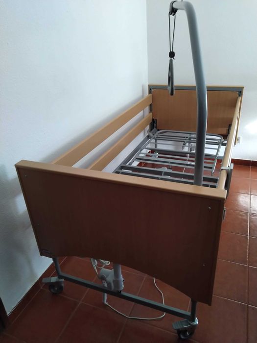 Cama Articulada Elétrica Invacare Medley Ergo
