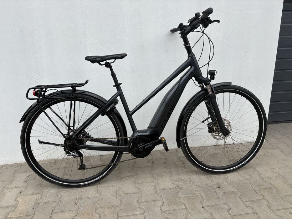 Rower Elektryczny Cube Touring One Bosch 500Wh ładowarka 4 klucze Radom ...