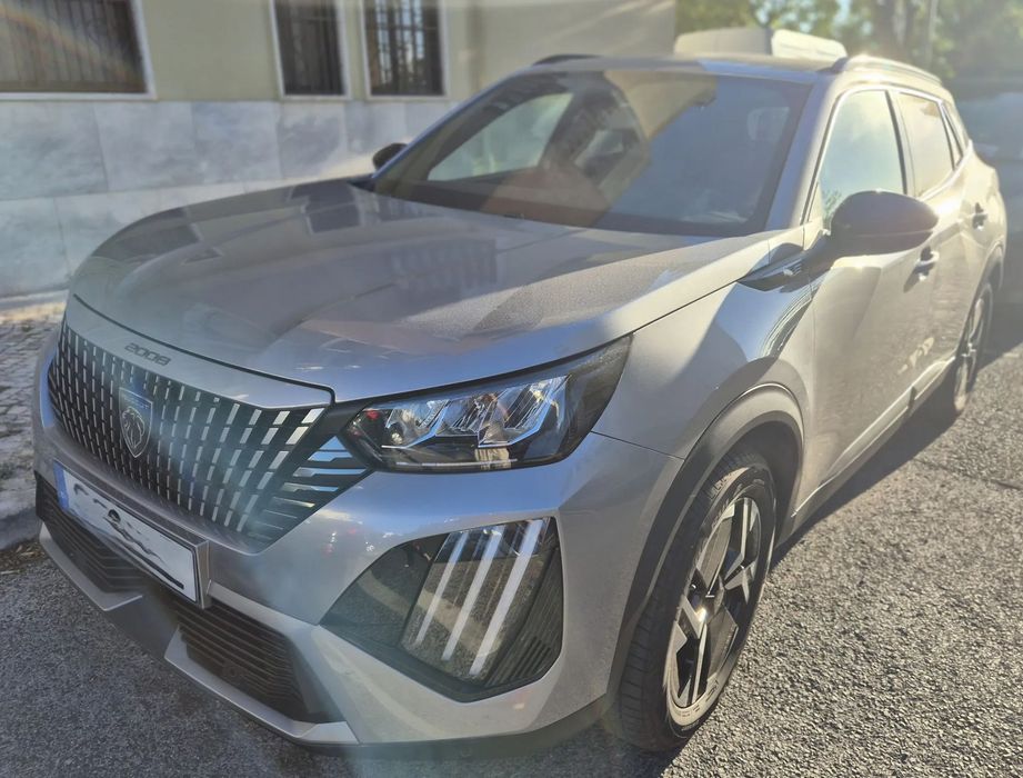 Peugeot e-2008 Allure