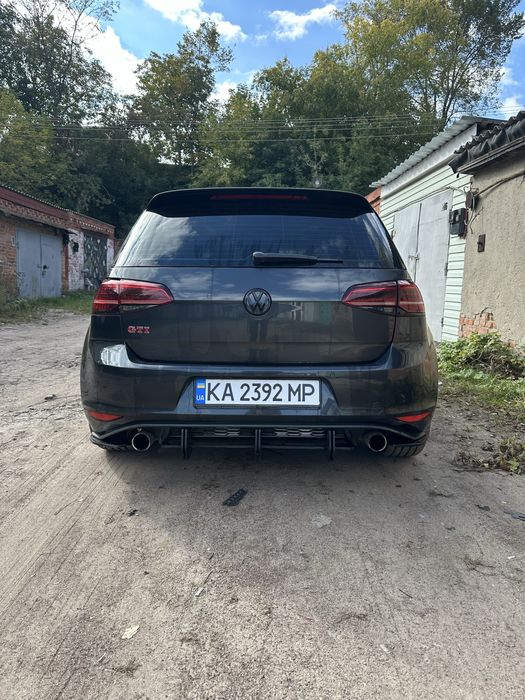 Volkswagen Golf GTI Performance 2.0 TSI, 2016 рік, 130 000 км ДТП
