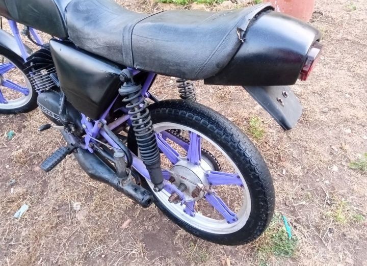 Troco Suzuki RM 250 ou macal tr 50 com motor Sachs