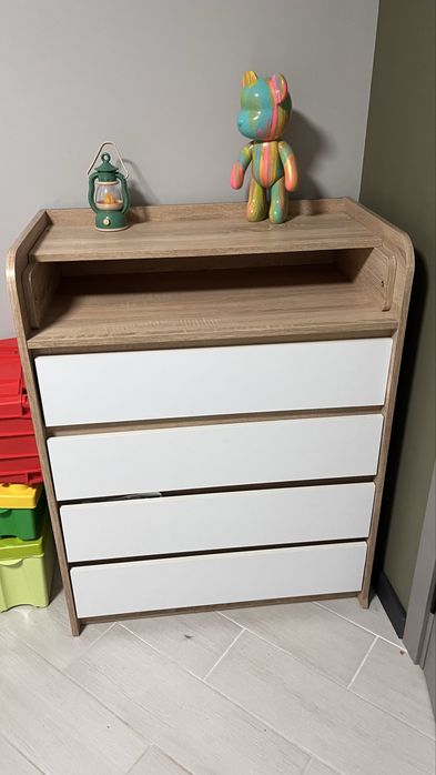 Комод з пеленатором