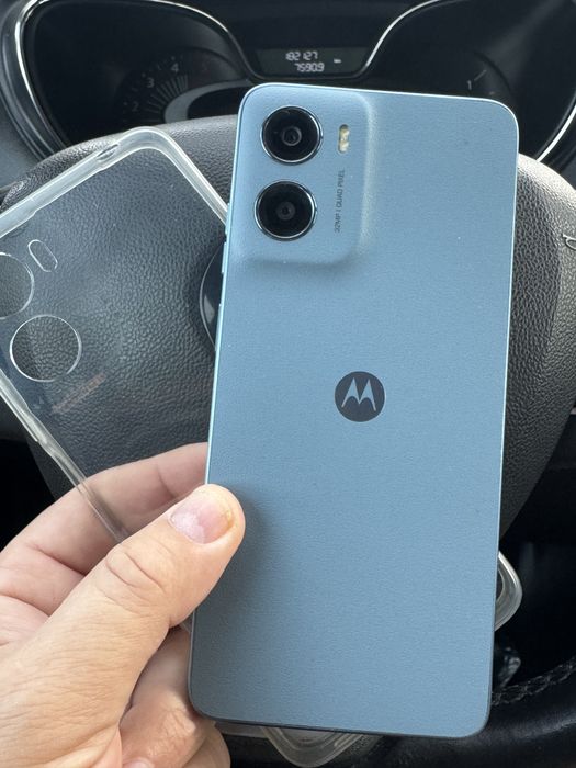 Motorola e15 azul igual a novo.