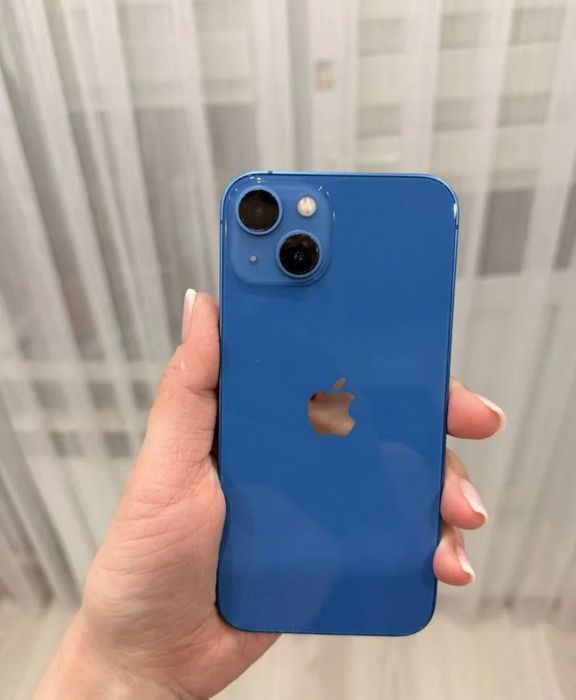 Продам iPhone 13 128
