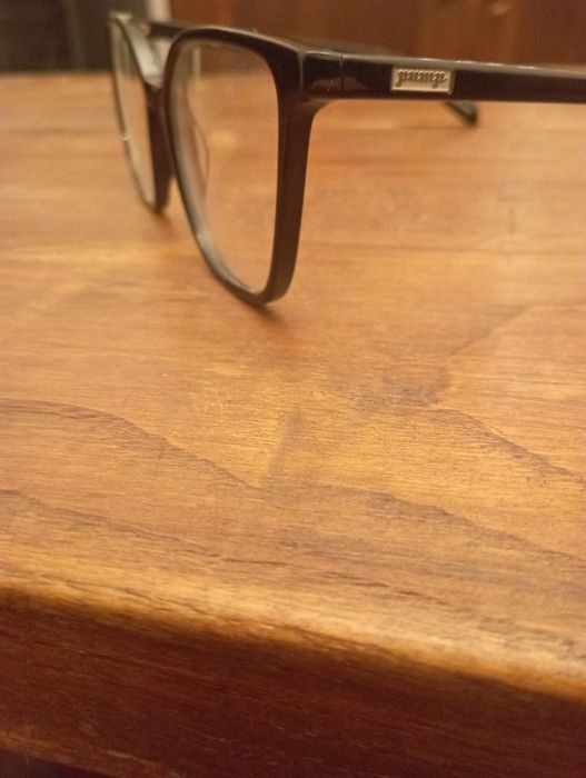 Armação de óculos femininos marca Pump