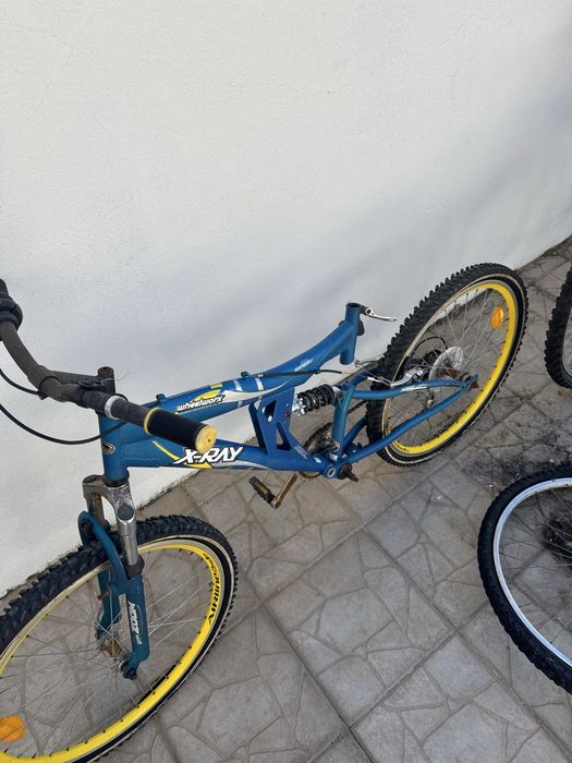 Bicicletas usadas com 2 rodas