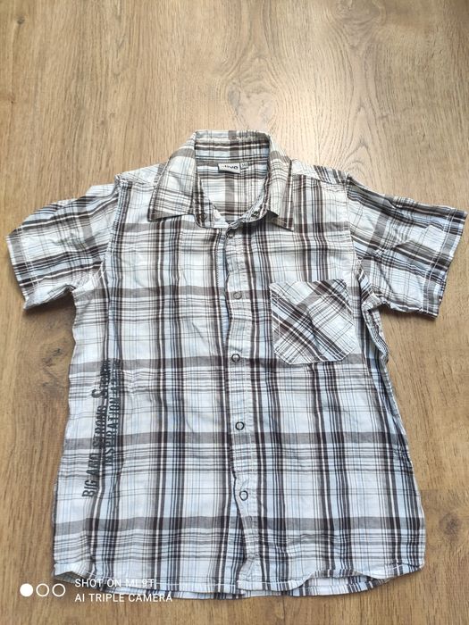 Komplet 134 t-shirt nowy, spodenki jeans + gratisy