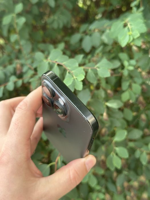 Продам IPhone 16 PRO 128 Neverlock