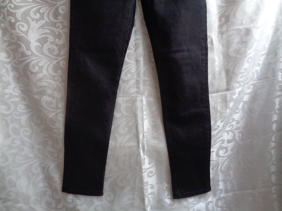 Spodnie damskie jeans czarne RI roz.38. ubrania damskie.