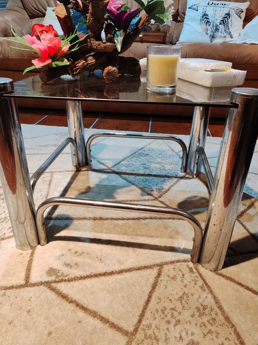 Mesa de centro em vidro
