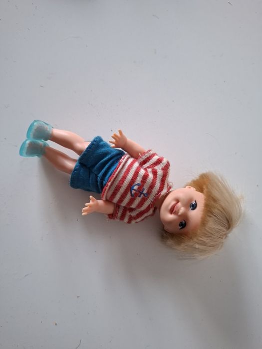 Grande lote Barbie Mattel anos 90 – +25 bonecas + Kelly/Tommy + roupa + sapatos + acessórios