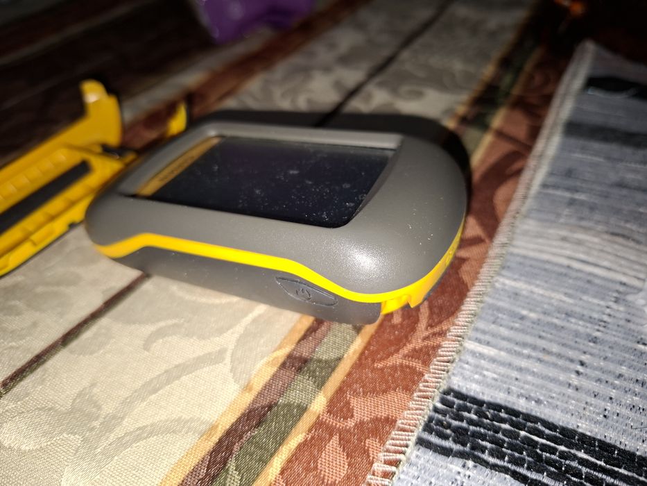 GPS Garmin Dakota 10 como novo