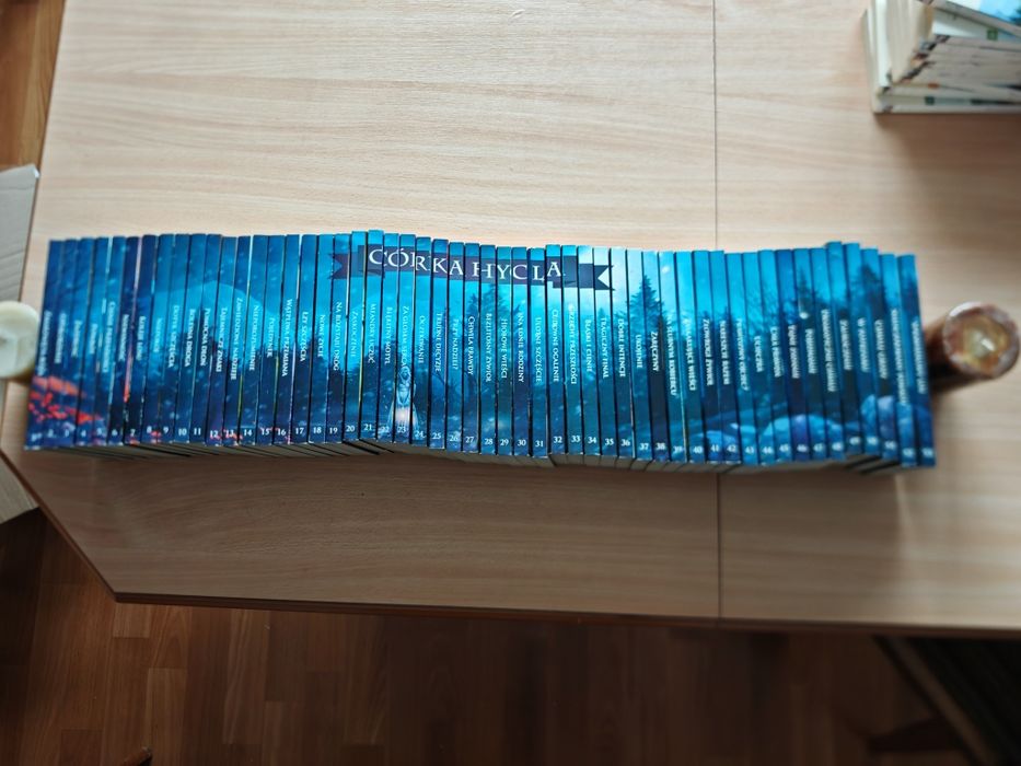 Saga córka hycla 53 tomy