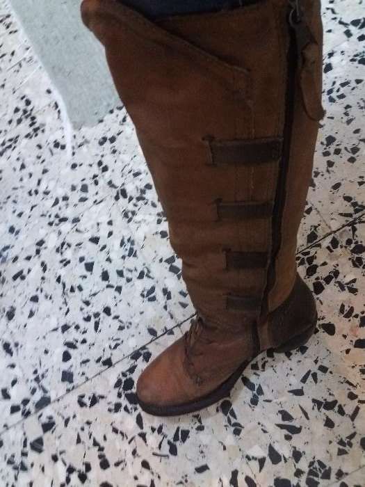 Botas de cano alto em PELE Air Step-baixa de preço