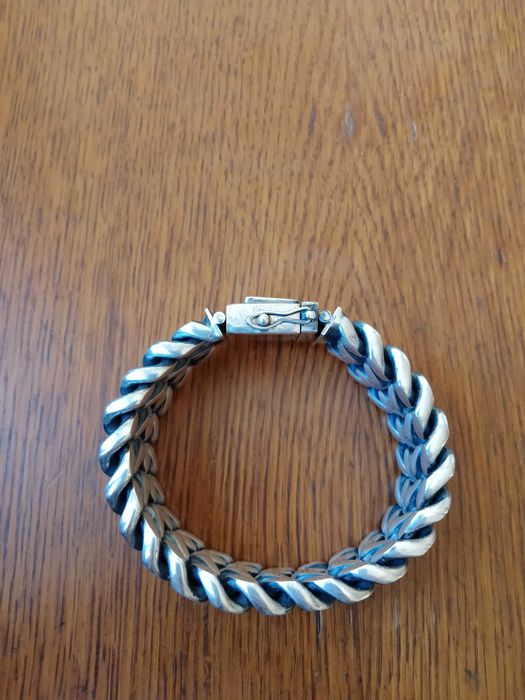 Do sprzedania srebrna bransoletka