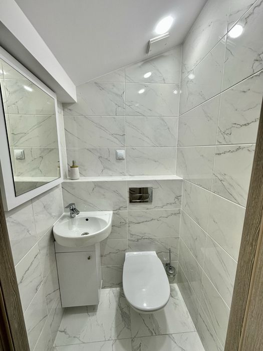 Місце у тримісному номері готелю | Центр Стрия/ хостел