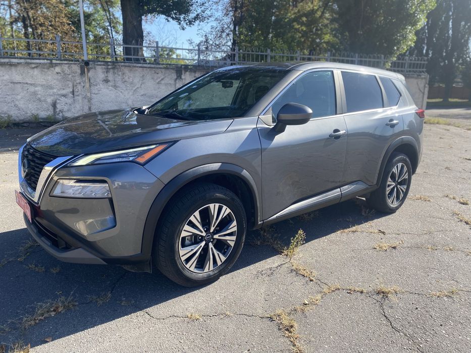Nissan Rogue 2023рік