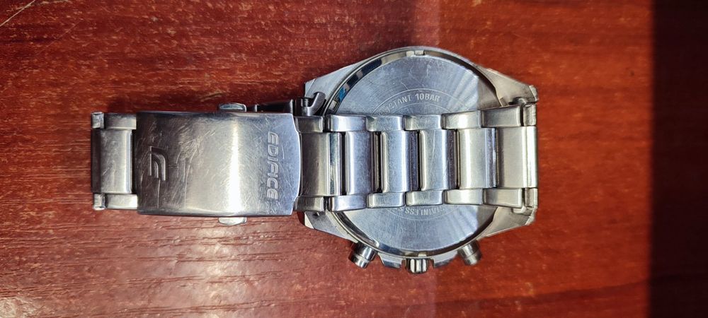 Чоловічий годинник CASIO