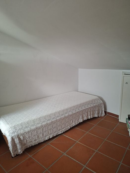 Cama individual pinho