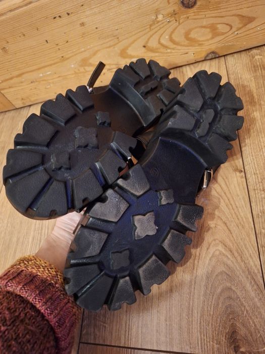 Sandały czarne gruba podeszwa roz 40