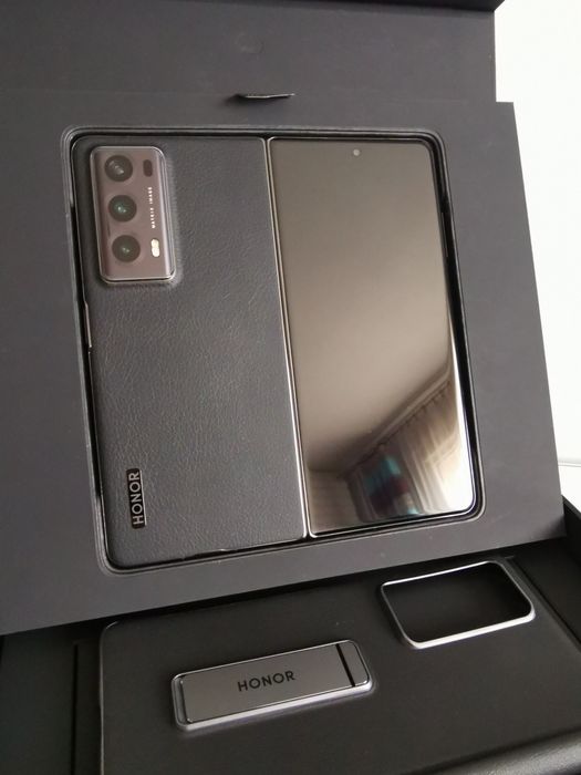 Honor Magic V2 16/512 GB, ważna gwarancja 2027 jak NOWY