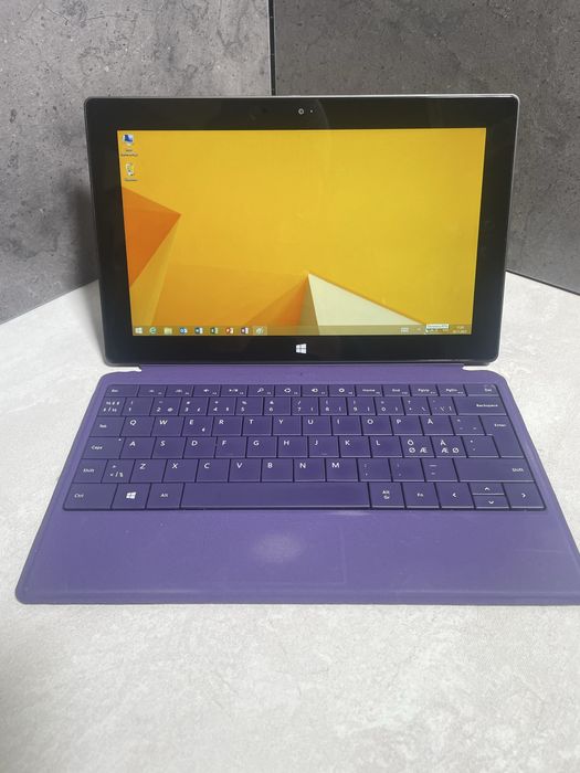 Планшет Surface 1516 10.6" 2GB RAM/64GB SSD/Nvidia Tegra 3 T30/D996