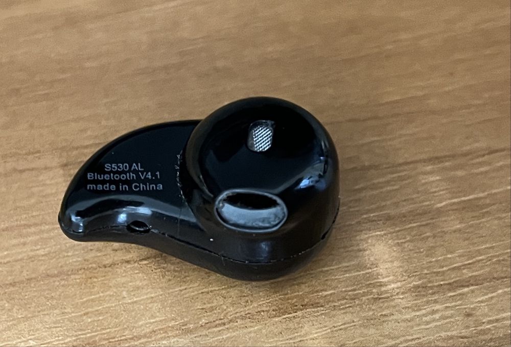 Навушник bluetooth